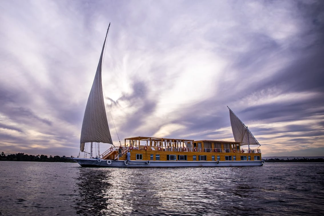 7 Nächte auf Dahabiya Akhnaton (ESNA- ASWAN-ESNA)