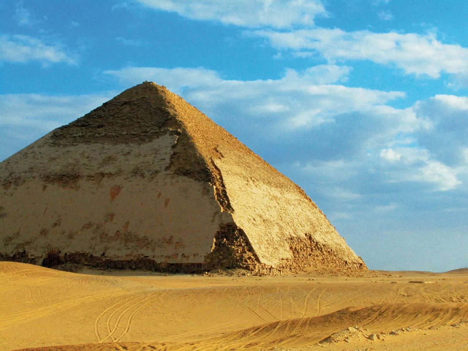Day tour to explore Saqqara and Dahshur